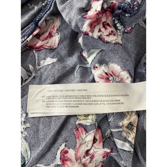 Band Of Gypsies Size XS Dark Floral Print V Neck Mini Fit Flared Dress Navy - Picture 7 of 8